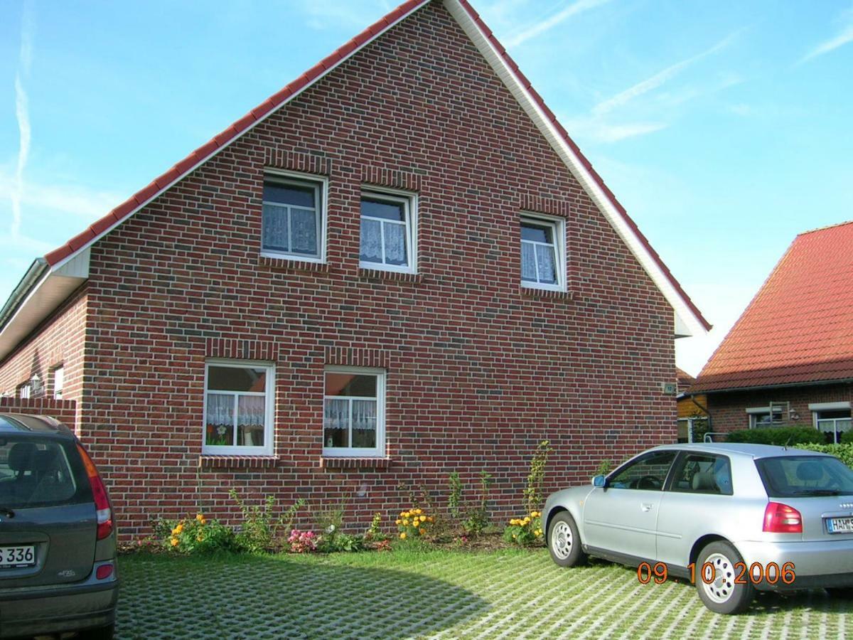 Ferienhaus Seehund Krummhörn Екстериор снимка