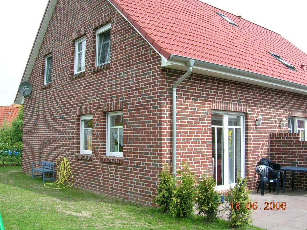 Ferienhaus Seehund Krummhörn Екстериор снимка